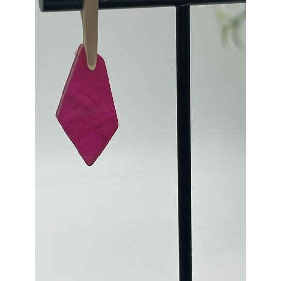 Kendra Scott Gianna Gold Plated Drop Dangle Earrings in Bright Pink Fuschia - Picture 3 of 11